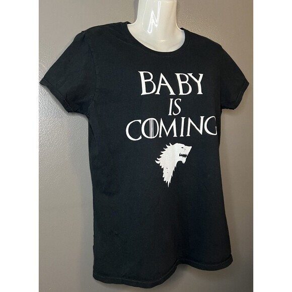 Game Of Thrones Women’s Medium Baby Is Coming House Stark Graphic Tee - Picture 2 of 5